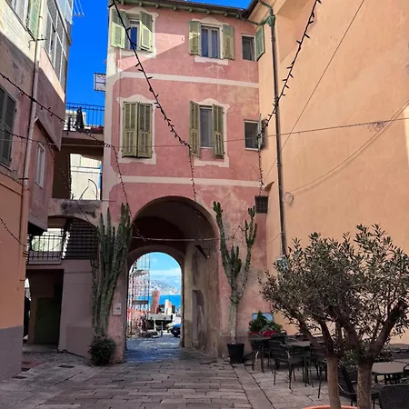 Bordiland 1 * Bordighera